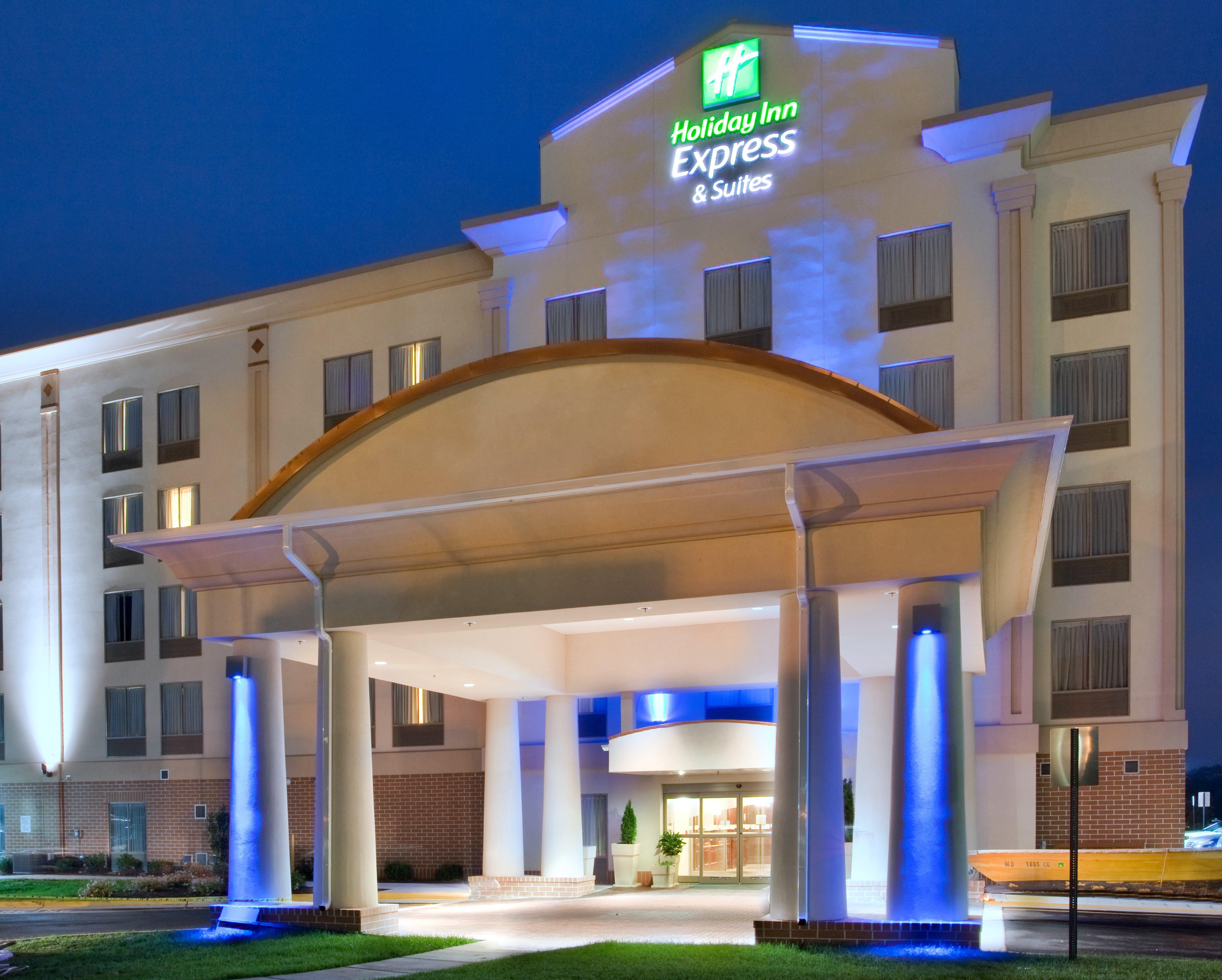 Holiday Inn Express Hotel & Suites Fredericksburg, An Ihg Hotel Dış mekan fotoğraf