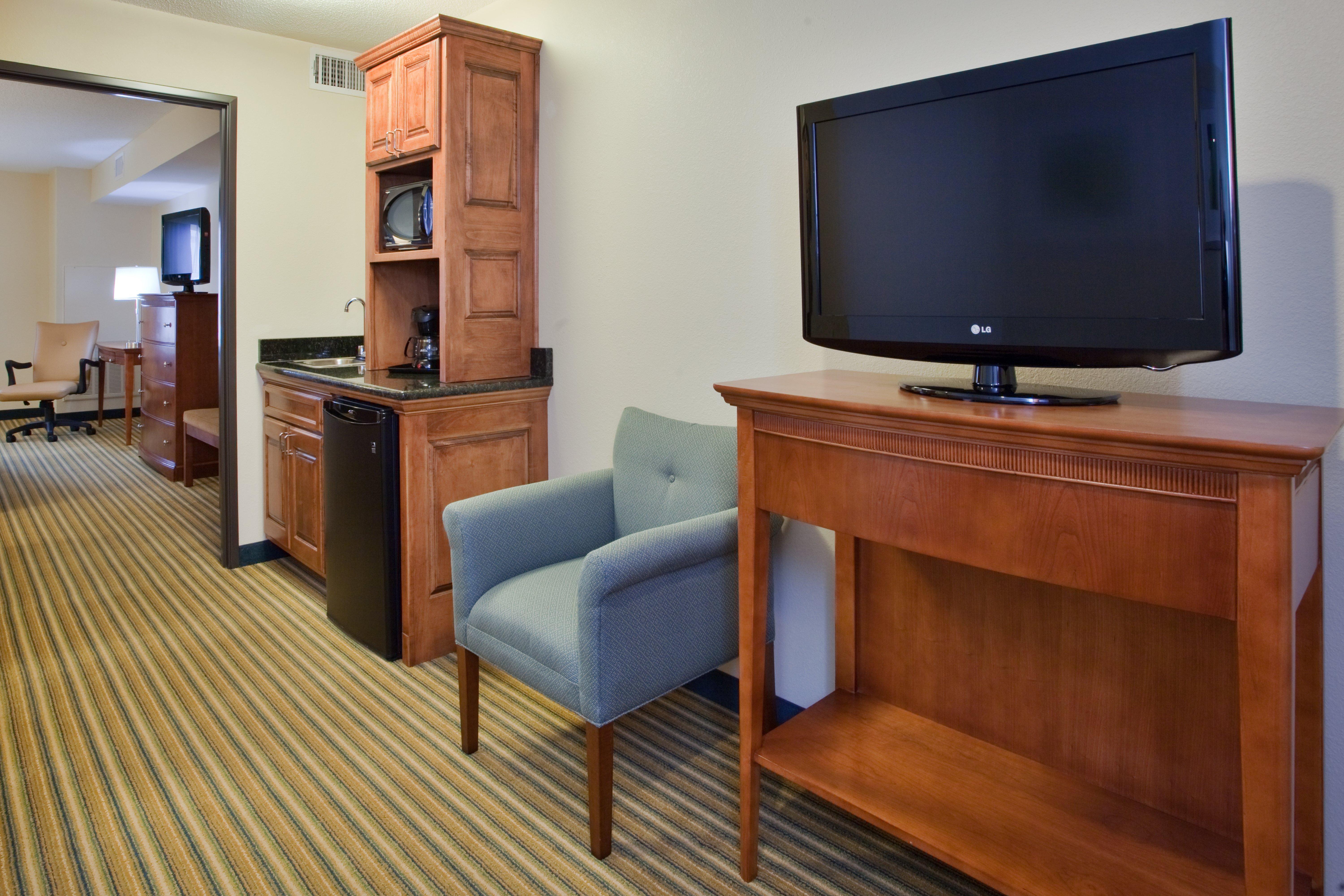 Holiday Inn Express Hotel & Suites Fredericksburg By Ihg Dış mekan fotoğraf