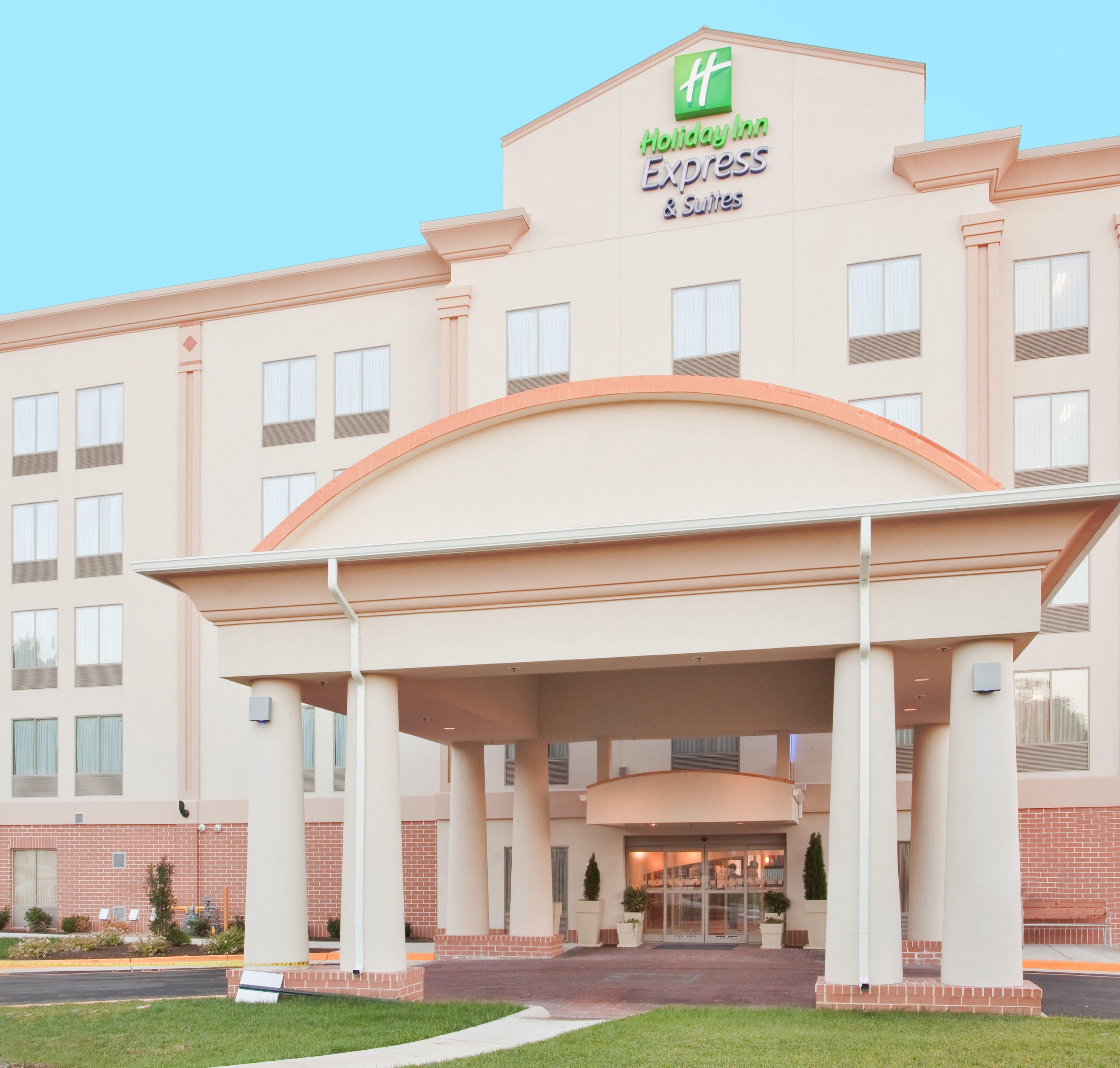 Holiday Inn Express Hotel & Suites Fredericksburg, An Ihg Hotel Dış mekan fotoğraf