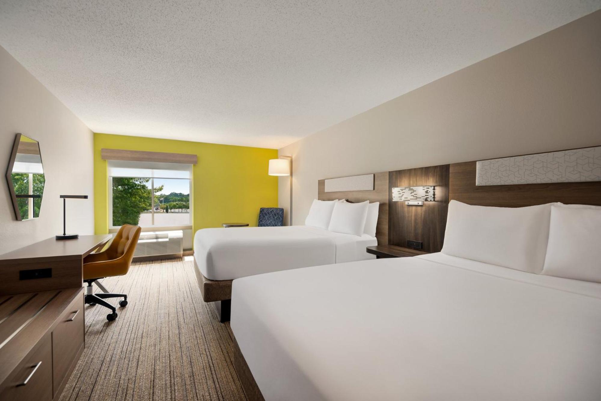 Holiday Inn Express Hotel & Suites Fredericksburg By Ihg Dış mekan fotoğraf